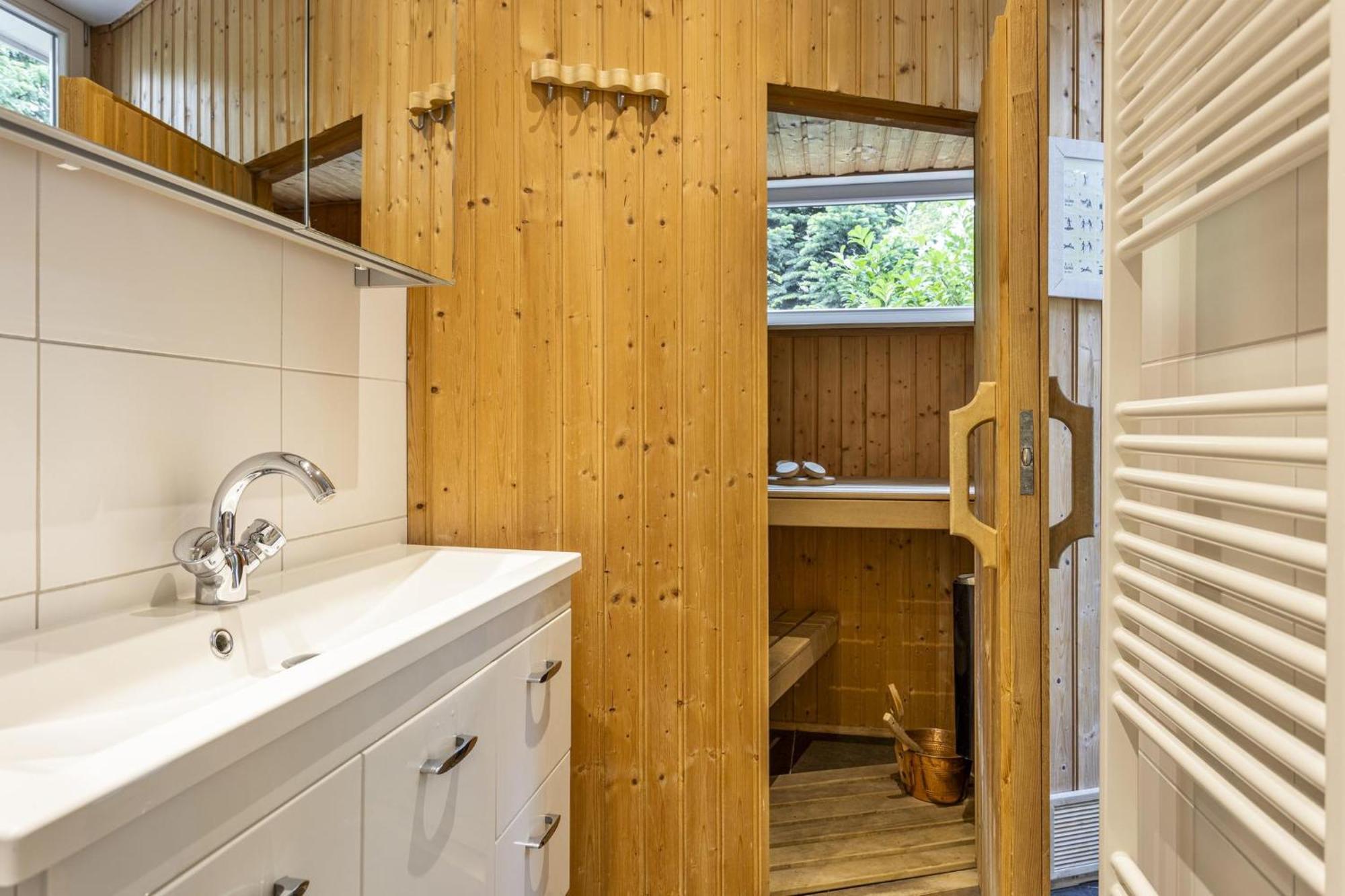 Relaxen In Het Bos Met Privesauna โฮลเตน ภายนอก รูปภาพ